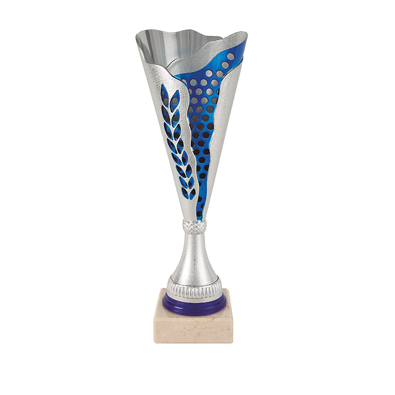 Trofeo Económico de 3 alturas. Ref. 24071
