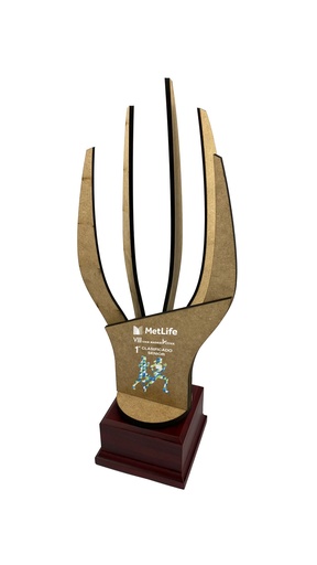 Trofeo de madera de 5 mm impreso c/peana de madera TW103